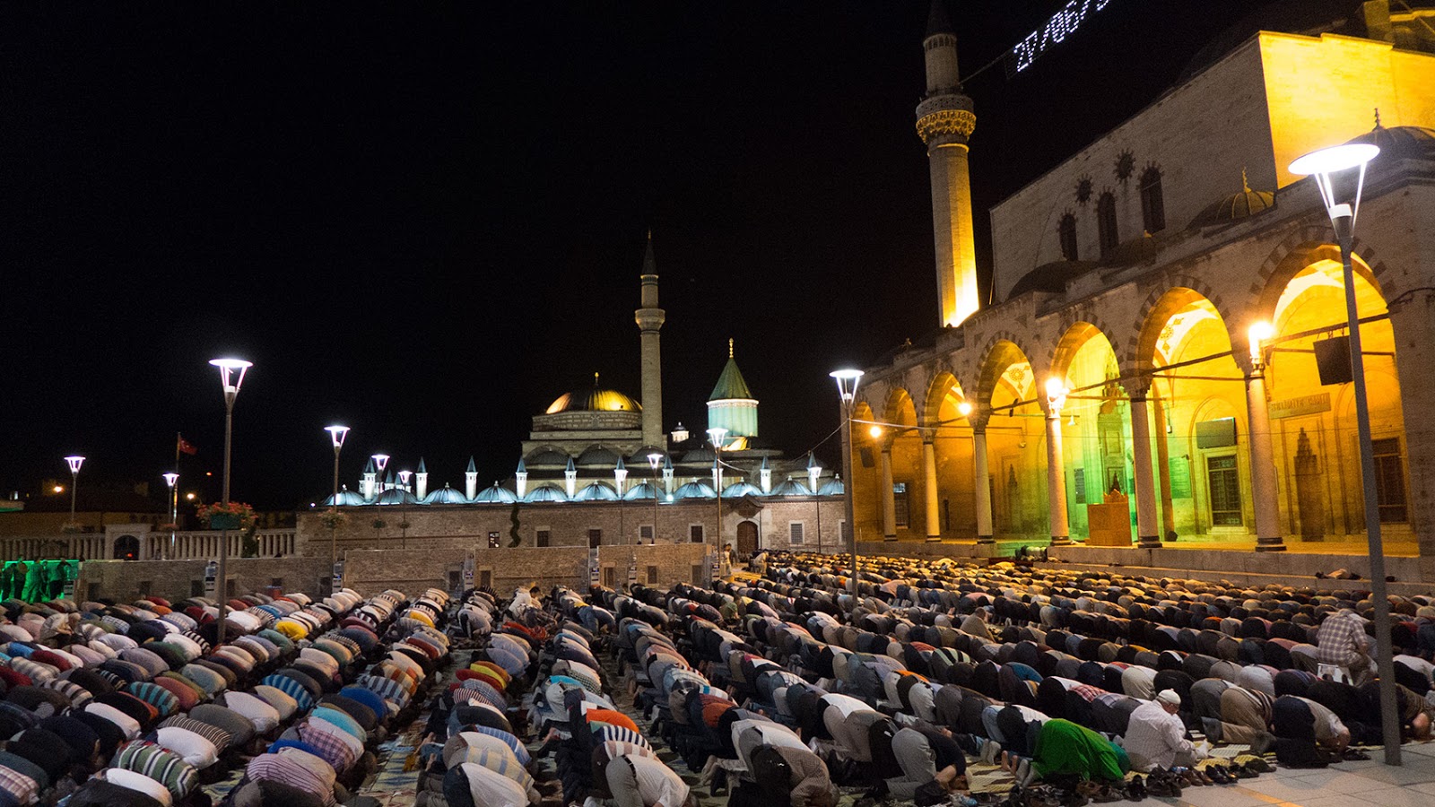 Sholat tarawih aku islam